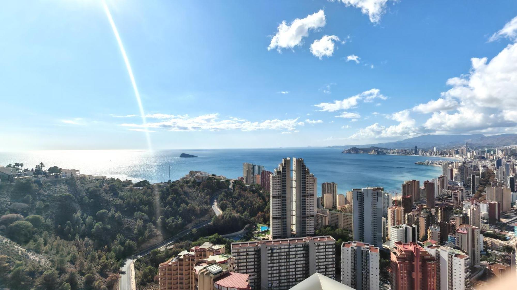 Ferienwohnung Skyline 31 Terraza Privada Con Vistas Al Mar Benidorm Exterior foto